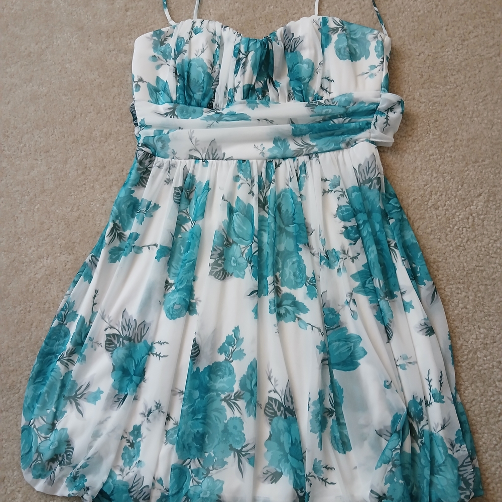 New Floral Juniors Dress in Teal and White